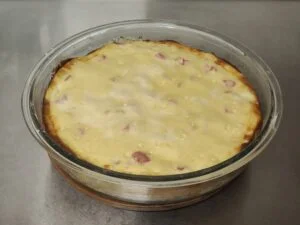 Pieni raparperipiirakka – makean piirakkapohjan perusohje